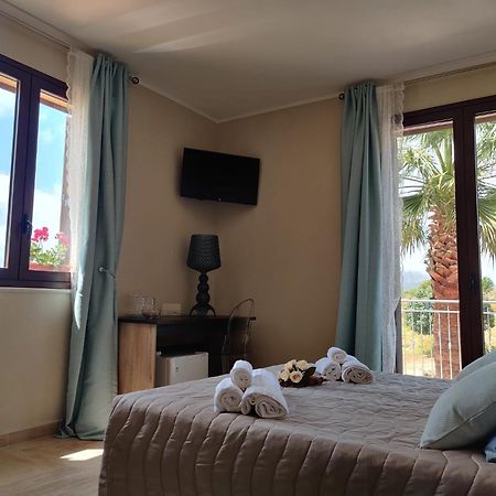 Raggi Di Sole Bed & Breakfast Custonaci Exterior foto