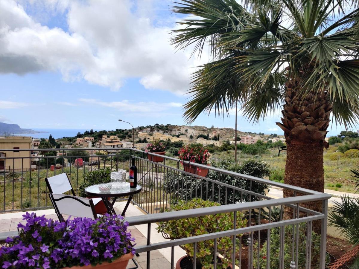 Raggi Di Sole Bed & Breakfast Custonaci Exterior foto