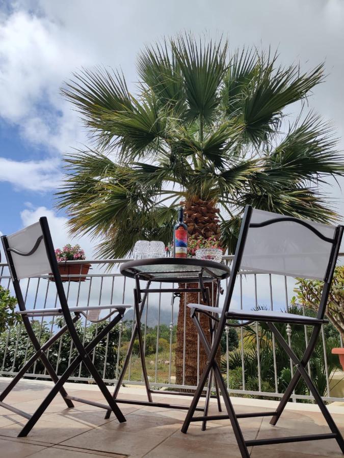 Raggi Di Sole Bed & Breakfast Custonaci Exterior foto