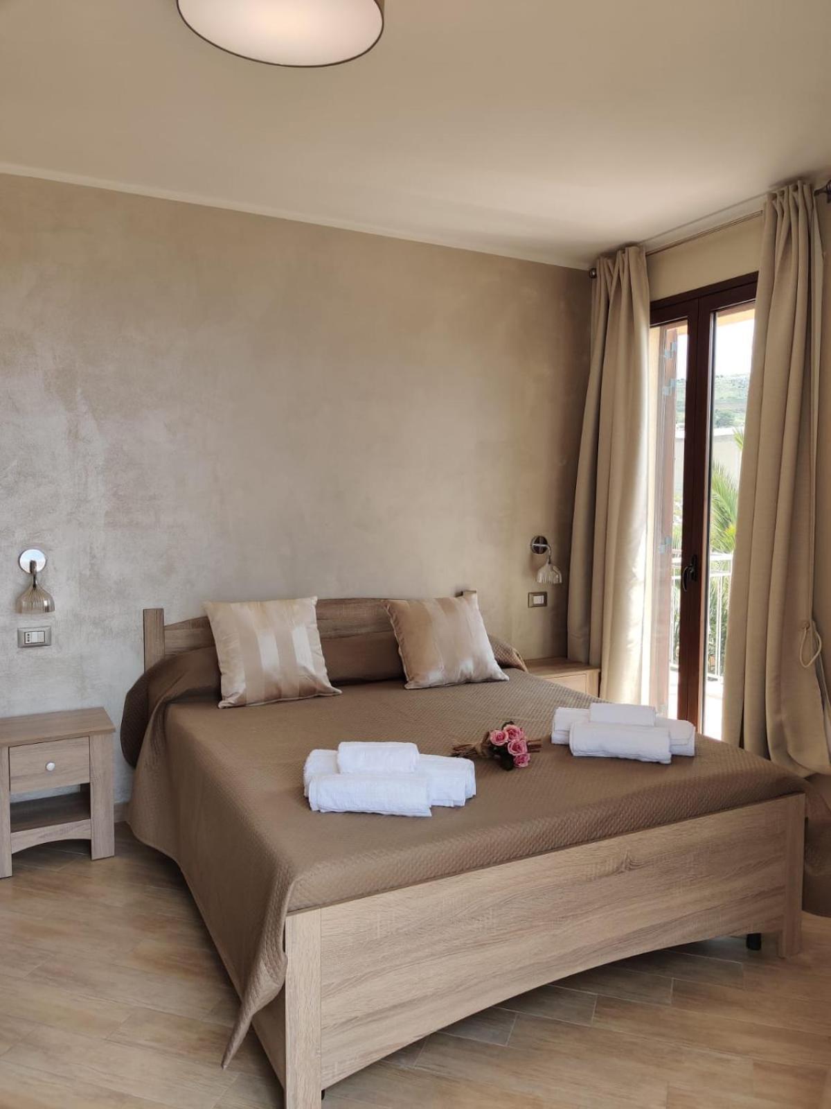Raggi Di Sole Bed & Breakfast Custonaci Exterior foto